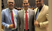 Deputado Gabriel Nunes recebe prefeito de Santa Bárbara no Congresso