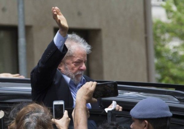 Recurso de Lula contra condenação no caso tríplex será julgado pelo STJ na terça-feira (23)
