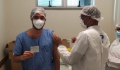 Bahia vacina mais de 100 mil baianos contra Covid-19
