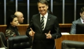 Bolsonaro reforça que precisa do Congresso para ampliar posse e porte de armas