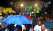 Chuva, forró e outros ritmos marcaram primeira noite do Reisado de São Vicente, em Tiquaruçu