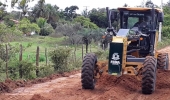 FEIRA DE SANTANA: Estradas da zona rural e ruas da sede do município são recuperadas pela Prefeitura