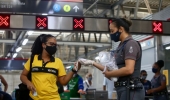 Governo do Estado distribui mais 100 mil máscaras no sistema metroviário de Salvador e Lauro de Freitas