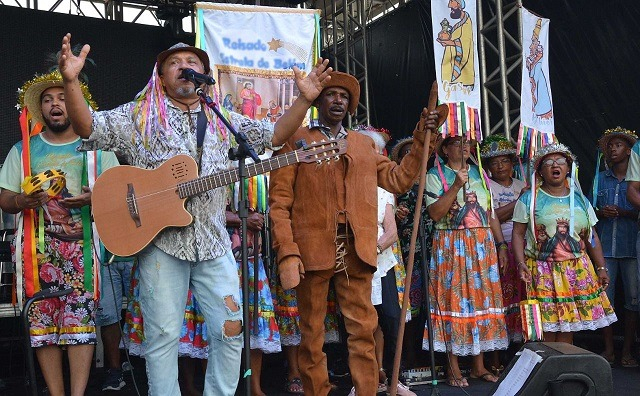  'Asas Livres' está entre as atrações da Festa de Reis em Tiquaruçu   