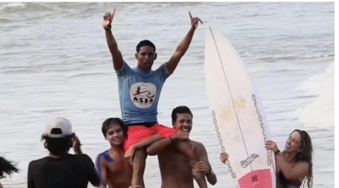 200 atletas de 11 municípios marcaram presença no Circuito Baiano de Surf realizado em Belmonte, sul da Bahia