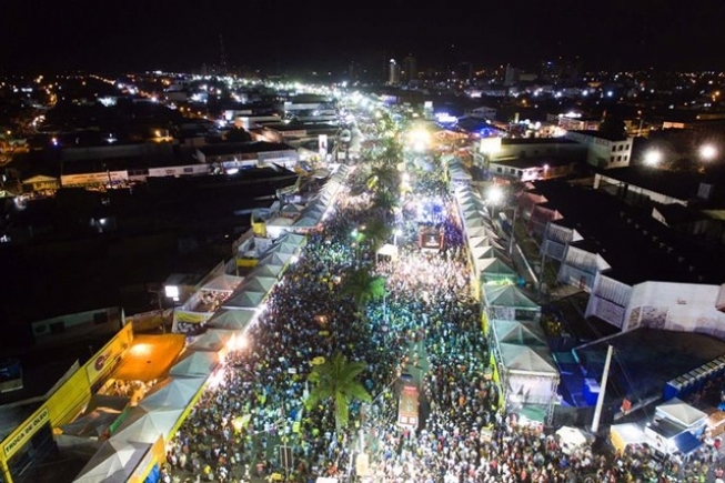  Prefeito Colbert se reúne com dirigentes para discutir Micareta 2020