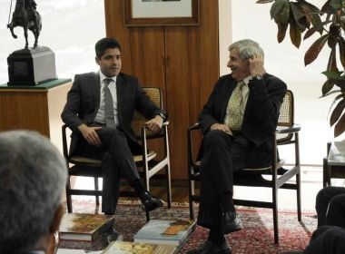 ACM Neto se reúne com ministro de Bolsonaro para tratar do fechamento da Petrobras