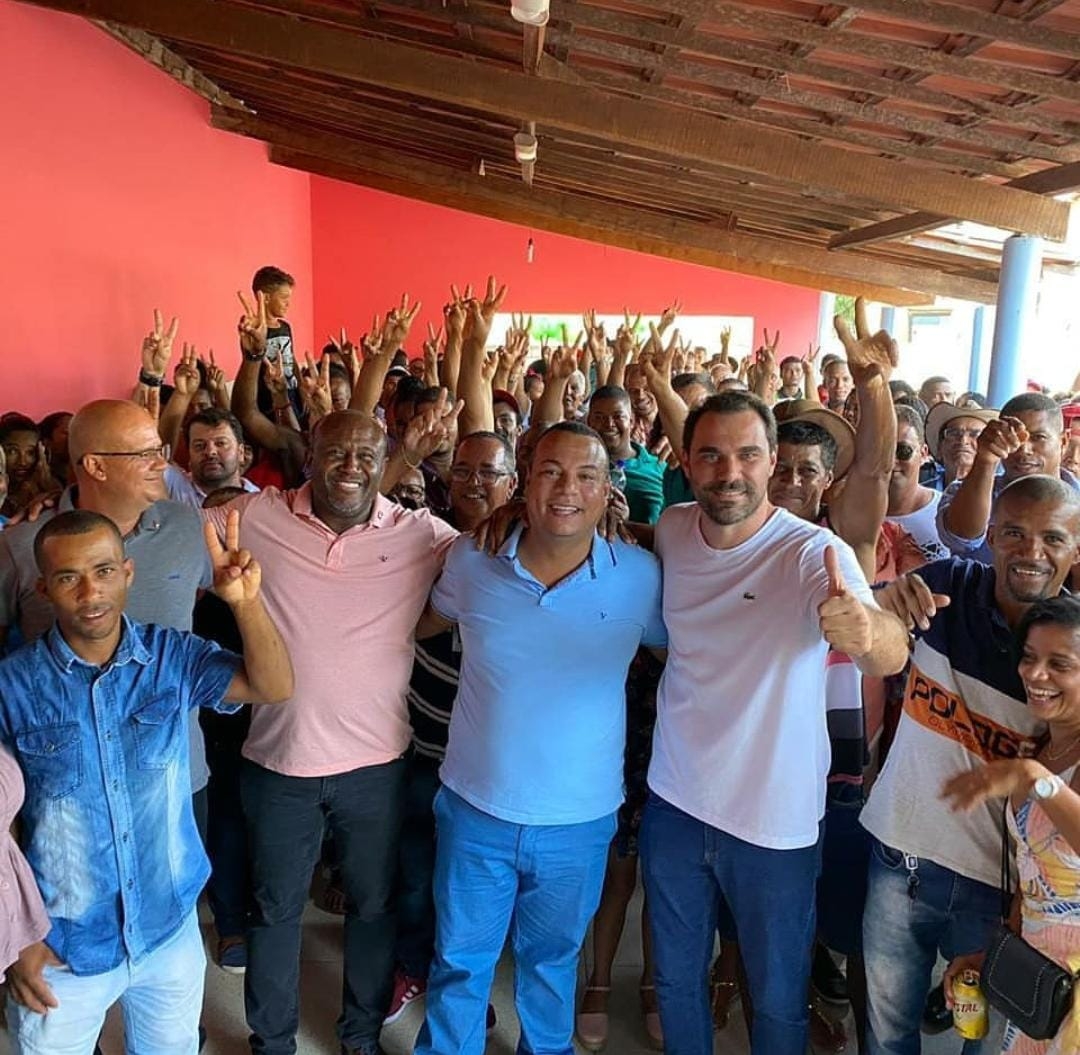 Água Fria: Renan de Ziza mostra força e reúne centenas de pessoas na sua filiação ao PL para disputar as eleições para prefeito 