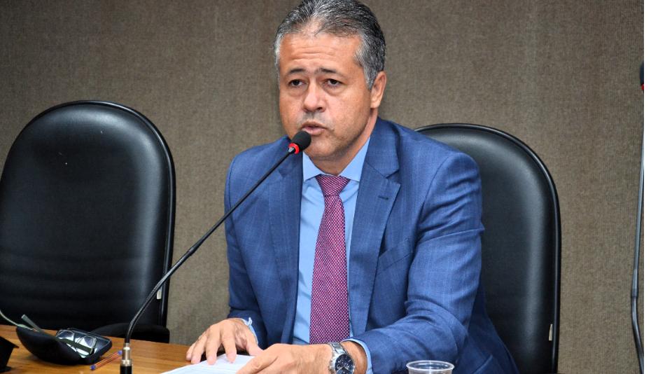 ALEX DA PIATÃ QUER PRIORIDADE NA JUSTIÇA PARA PESSOAS COM TEA