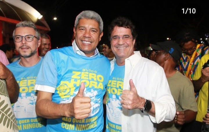 Angelo Almeida reúne amigos e políticos em feijoada na Micareta de Feira