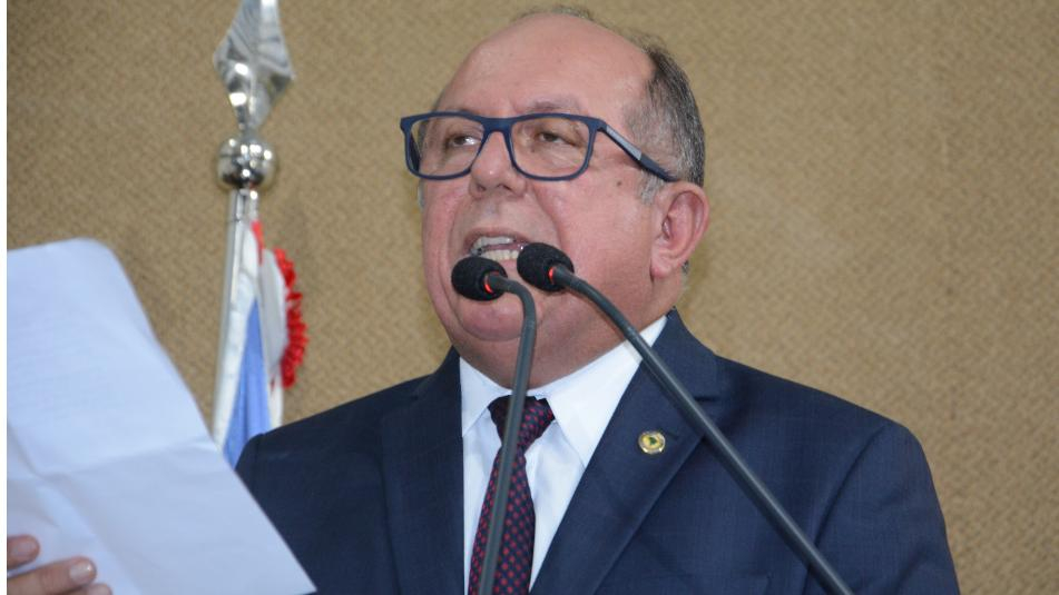 ARIMATEIA DESTACA LANÇAMENTO DO LIVRO SOBRE MÉDICO ASSASSINADO