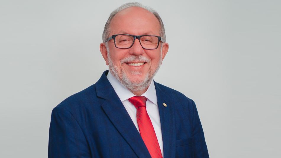 ARIMATEIA HOMENAGEIA MUNICÍPIO DE UBAITABA