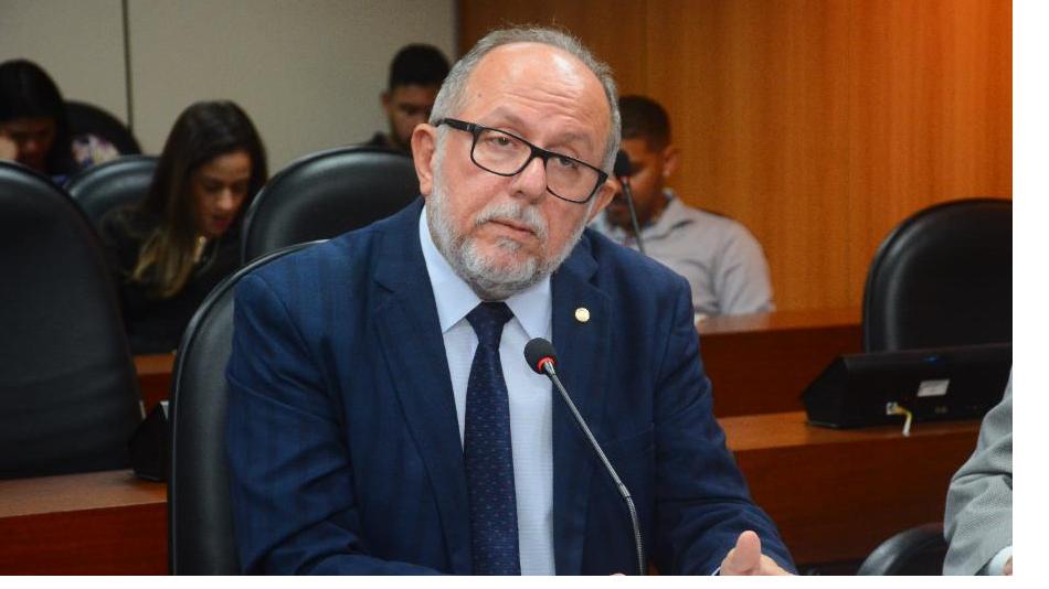 ARIMATEIA SE CONGRATULA COM O POVO DE IPIAÚ