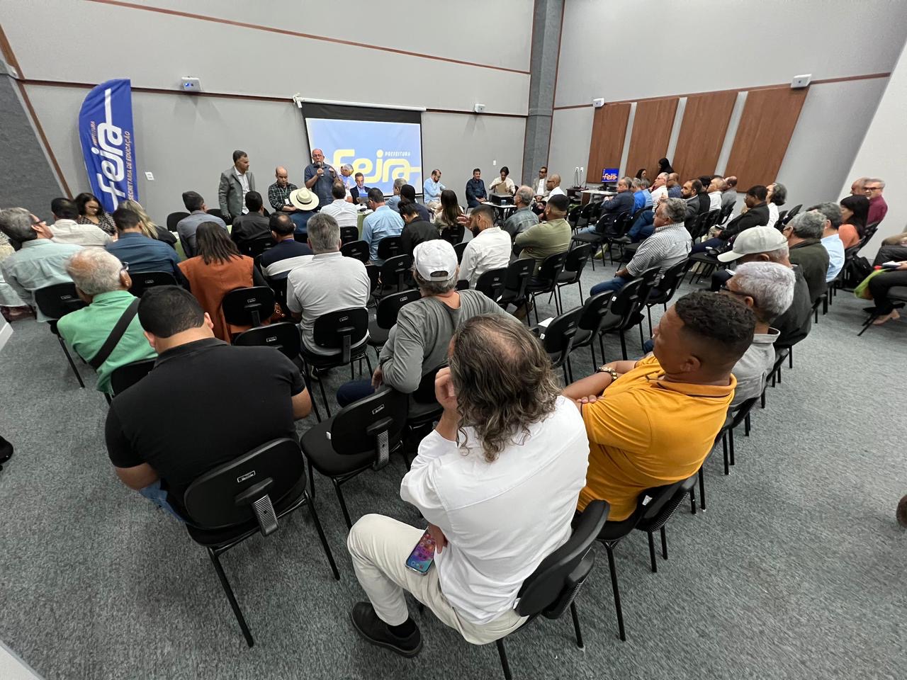 Arimateia se reúne com Comitê da Bacia Hidrográfica para discutir o