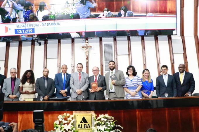 Arimateia realiza Sessão da Bíblia com Bancada Evangélica da ALBA