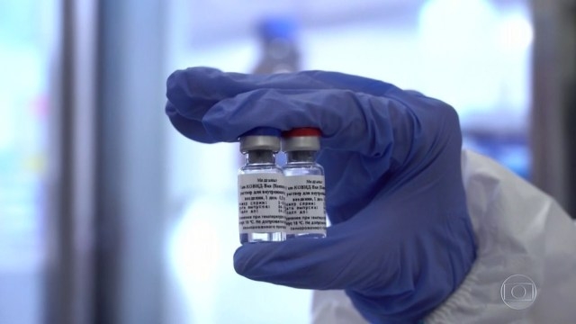 Bahia firma parceria com a Rússia para comercializar 50 milhões de doses da vacina contra coronavírus