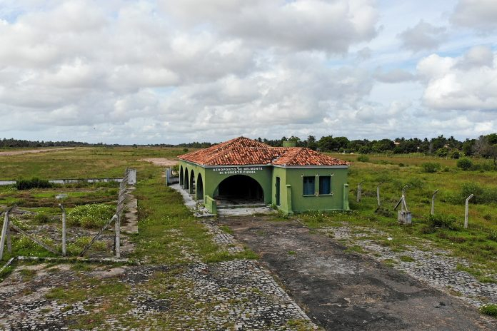 Belmonte tem autorização para modernização da escola estadual, reforma do aeroporto e mais obras de infraestrutura