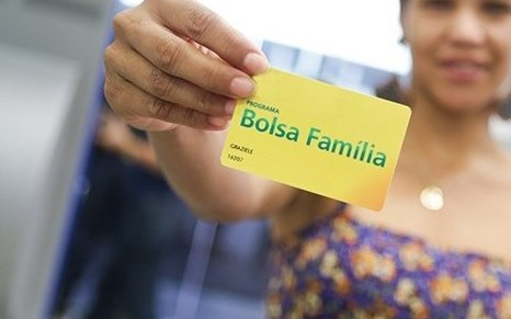 Beneficiários do Bolsa Família recebem 2ª parcela de auxílio residual
