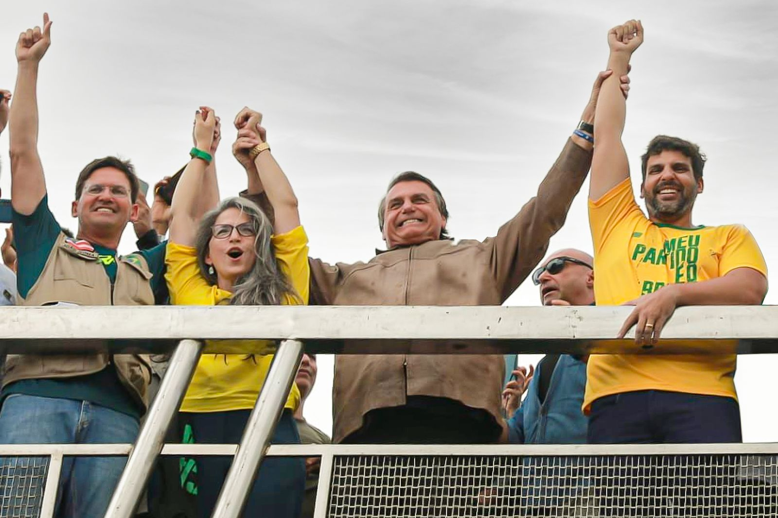 Bolsonaro lança seus candidatos na Bahia. Roma, Raissa e Porciuncula recebem o apoio presidencial no dia da Independência da Bahia