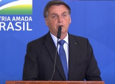 Bolsonaro exalta prorrogação do auxílio emergencial: 'Maior projeto social do mundo'