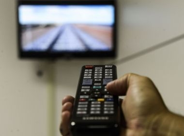 Brasil estuda lançar sistema de alerta a população por TV digital Brasil estuda lançar sistema de alerta a população por TV digital