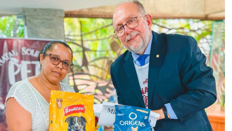 CAMPANHA NATAL SOLIDÁRIO PET ARRECADA 2,5 TONELADAS DE RAÇÃO