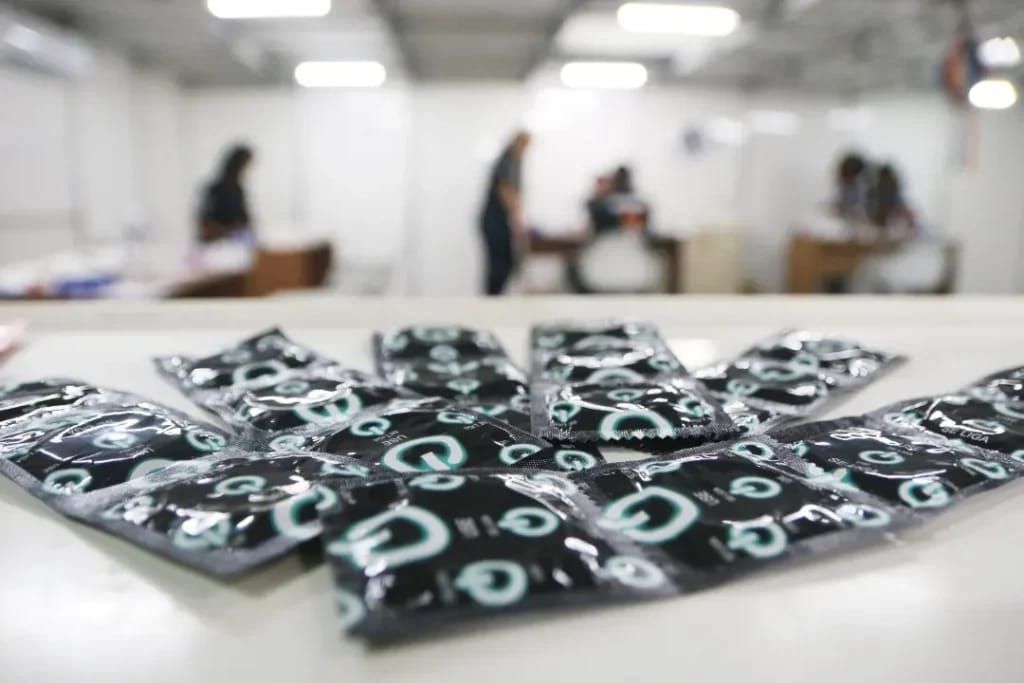 Carnaval da Bahia terá testagem de ISTs e distribuição de 1 milhão de preservativos