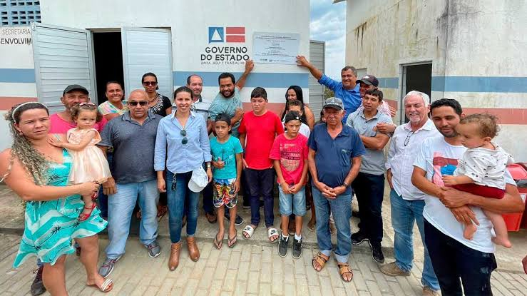 Comunidades de Seabra celebram entregas de unidade de beneficiamento, equipamentos e caminhão baú 