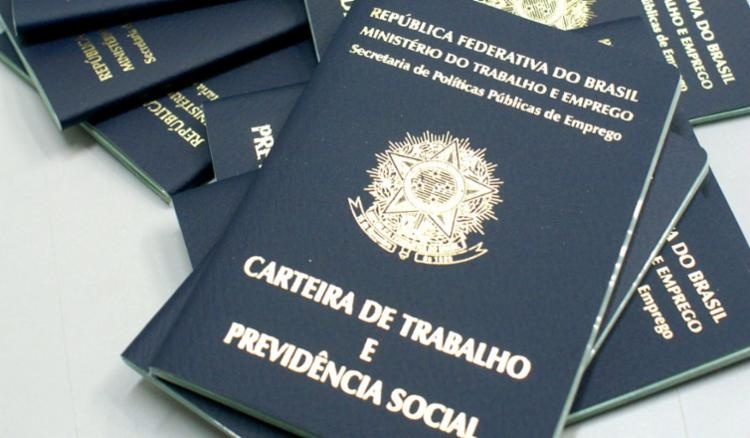 Confira as vagas de emprego ofertadas pelo SineBahia para diversos municípios 