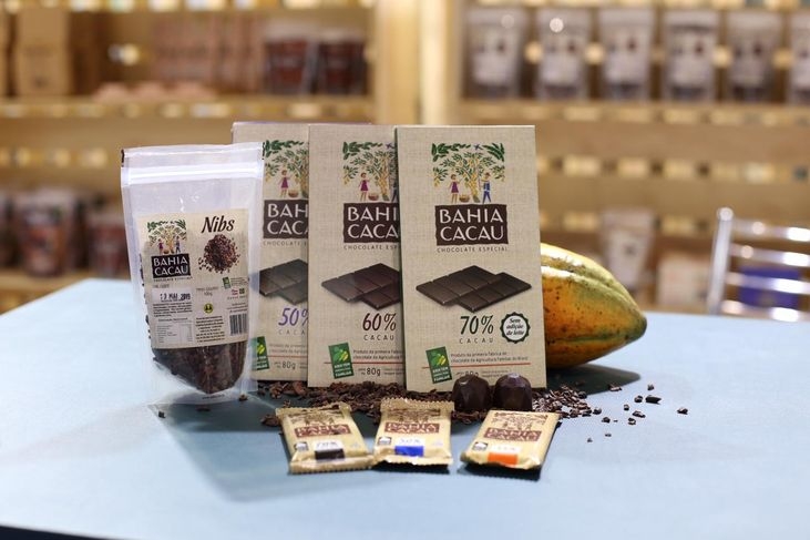 Cooperativa da agricultura familiar lança chocolate sem lactose em feira de produtos sustentáveis