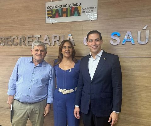 Deputado Gabriel Nunes em reunião com secretária estadual de saúde