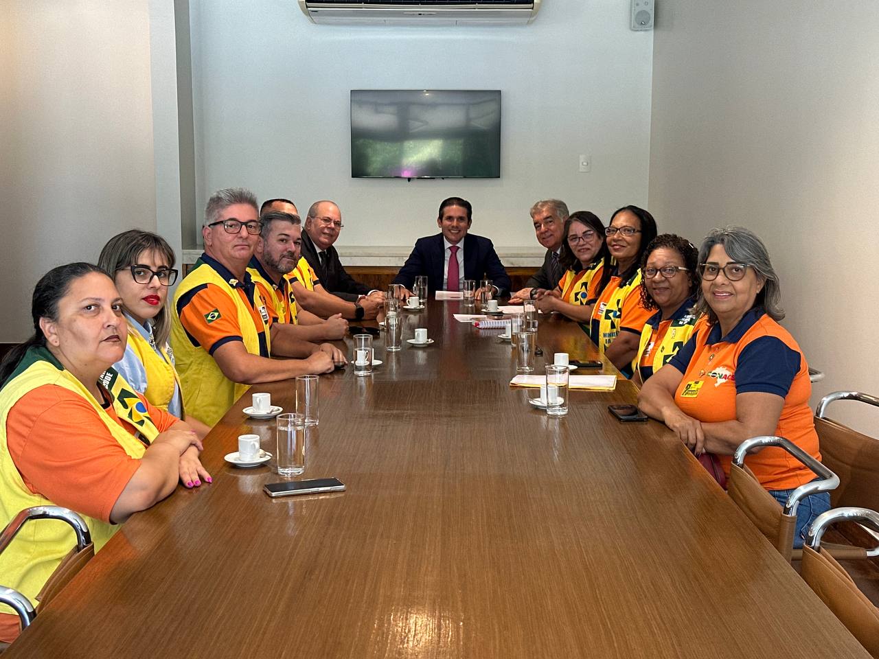 Deputado Zé Neto discute melhorias para Agentes Comunitários de Saúde e Endemias em reunião com presidente da Câmara