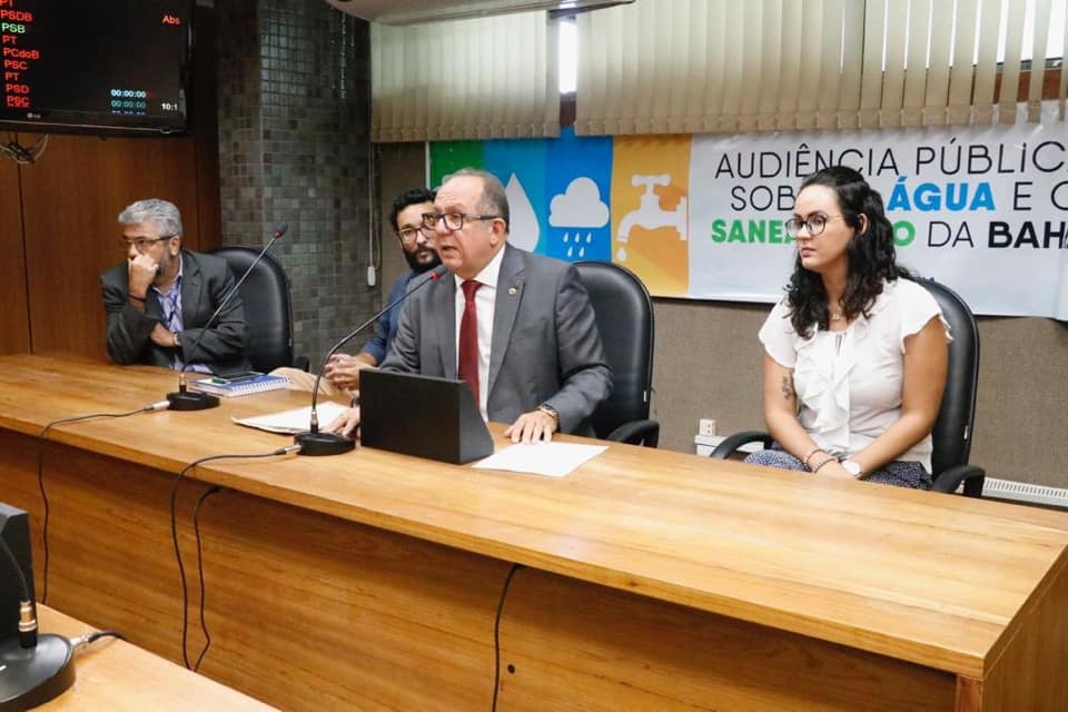 Deputado Arimateia realiza Audiência Pública sobre a situação do Saneamento Básico na Bahia 