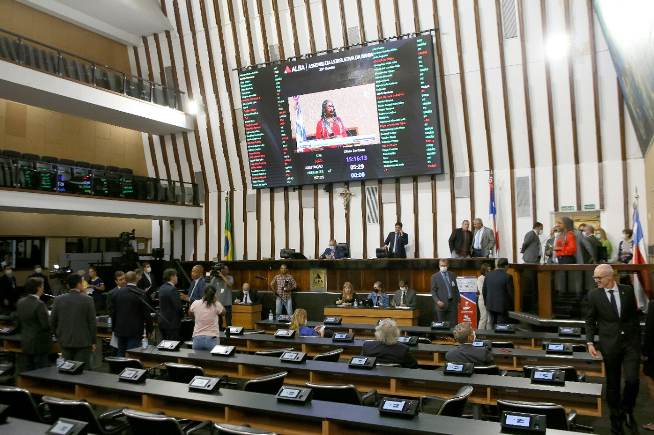 Deputados aprovam LDO e contas do Governo
