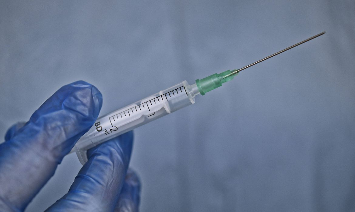 Em Ouro Preto, ministro fala de imunização contra varíola dos macacos