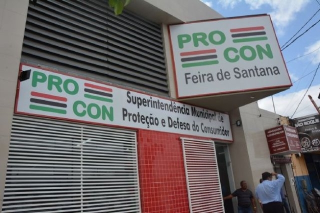 Embasa acumula 784 processos condenatórios no Procon de Feira de Santana