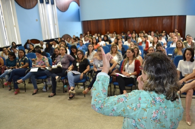Enfermeiros das unidades básicas de saúde recebem capacitação sobre sarampo