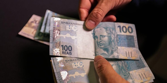 Estado paga nesta quinta-feira (23) salário dos servidores e injeta R$ 1,6 bilhão na economia