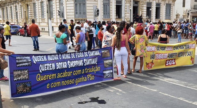 'Estamos pedindo socorro', afirmam comerciantes do Shopping Popular em manifestação nesta sexta-feira