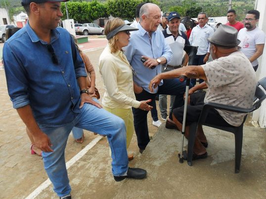 Ex-deputado José Nunes segue com visitas a povoados em Euclides