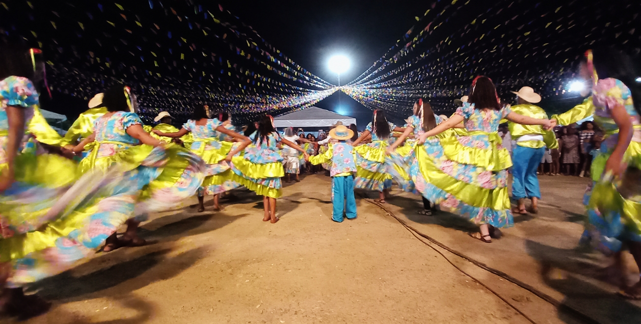 FEIRA DE SANTANA: Arraiá de São José dá espaço à tradição