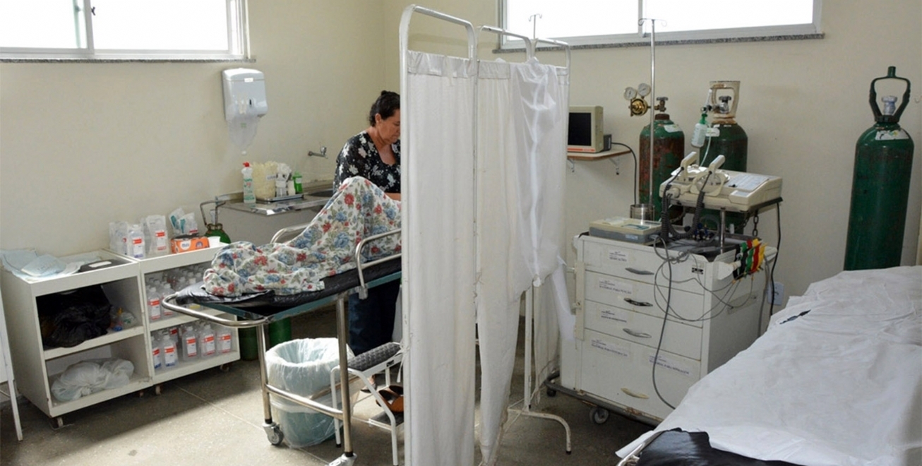 FEIRA DE SANTANA: Idosa com pneumonia aguarda regulação há mais de uma semana