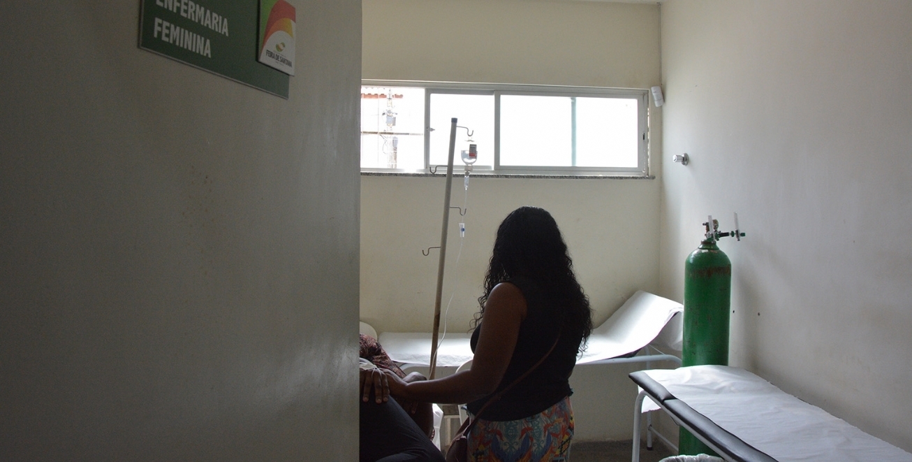 FEIRA DE SANTANA: Idoso com insuficiência renal aguarda regulação há 15 dias