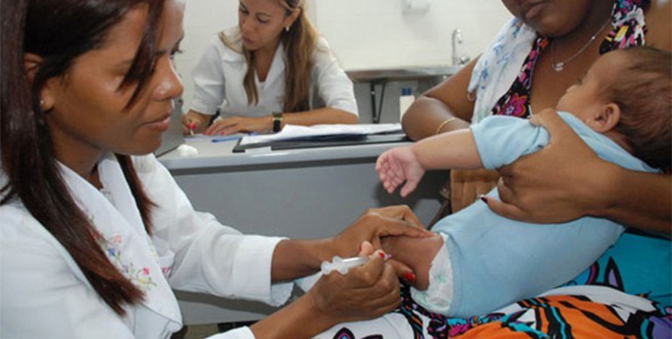 FEIRA DE SANTANA: Vacinação no primeiro ano de vida traz segurança para bebês