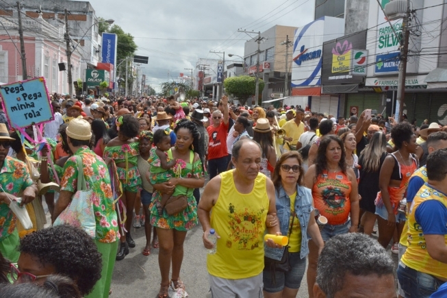 FEIRA DE SANTANA: Com apoio da Prefeitura, Bando Anunciador vai às ruas no domingo