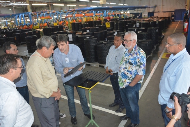 FEIRA DE SANTANA: Comitiva do Governo Municipal visita a Vipal Borracha, maior reformadora de pneus da América Latina