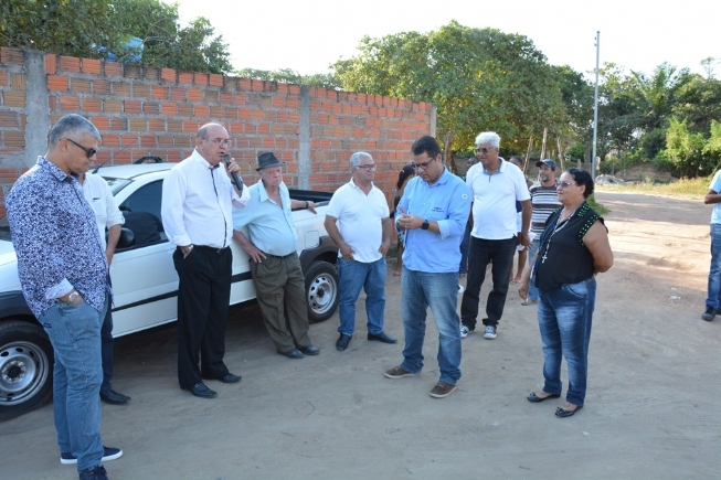 FEIRA DE SANTANA: José Carneiro Rocha autoriza a pavimentação da Rua Eduarda Oliveira, na Pampalona