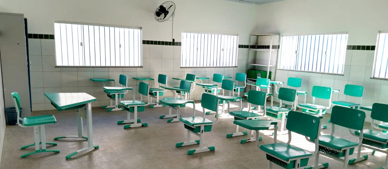 FEIRA DE SANTANA: Manutenção das escolas municipais em ritmo acelerado
