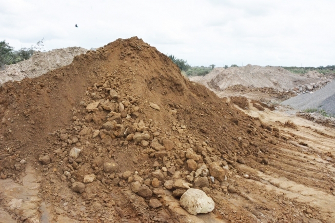 FEIRA DE SANTANA: Meio Ambiente concede licença à Prefeitura para extração de cascalho