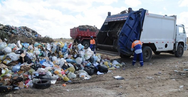 FEIRA DE SANTANA: Paralisação na Sustentare: Prefeitura adota medidas judiciais e articula plano B para garantir a coleta de lixo